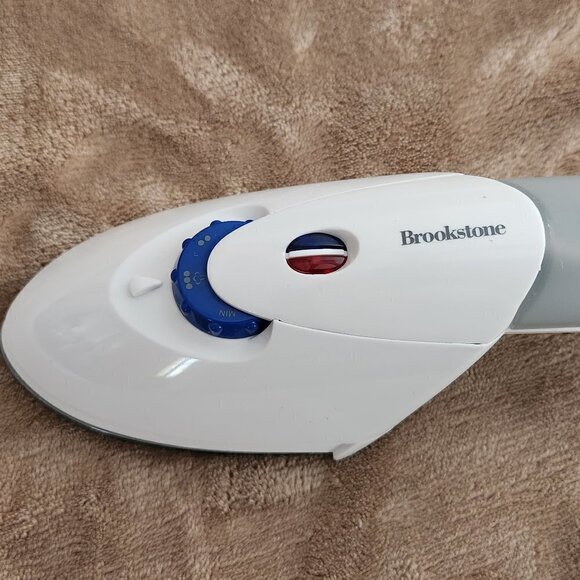 Brookstone Travel Handheld Garment Steamer & Press - Picture 6 of 7